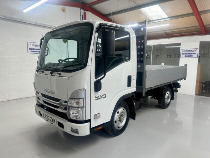 2025 Isuzu Grafter