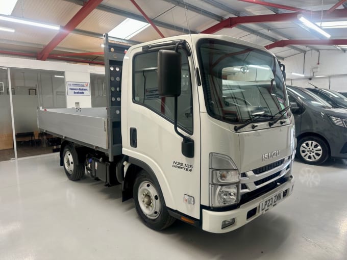 2025 Isuzu Grafter