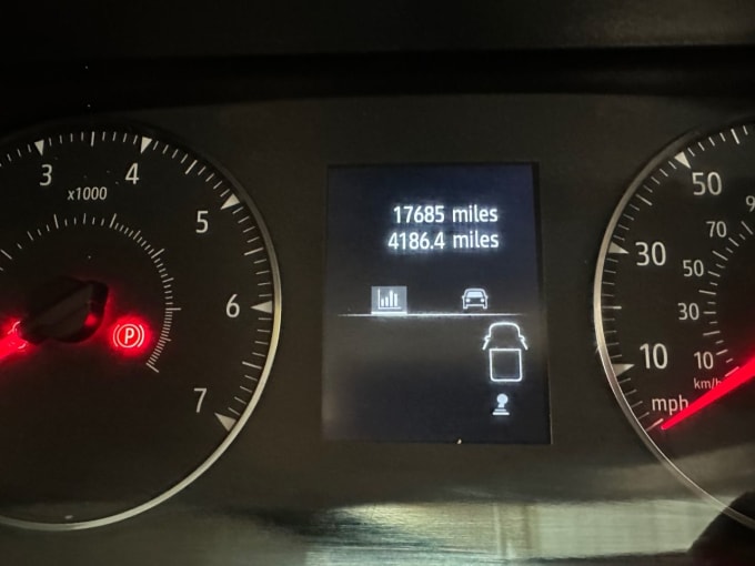 2025 Nissan Primastar