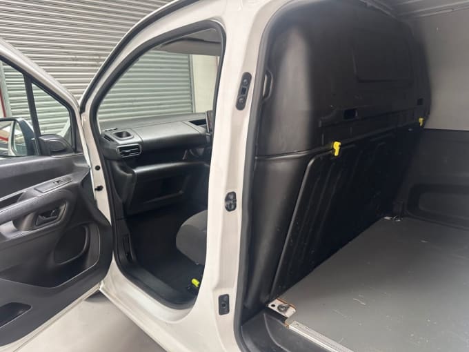 2025 Vauxhall Combo