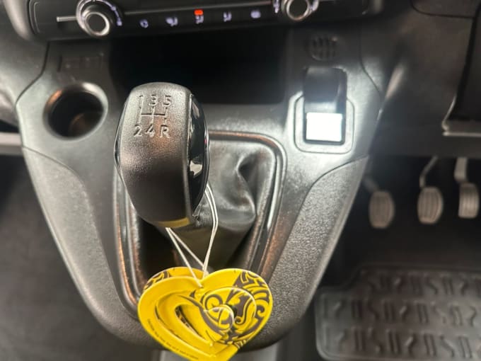 2025 Vauxhall Combo