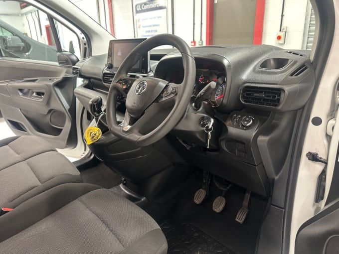 2025 Vauxhall Combo