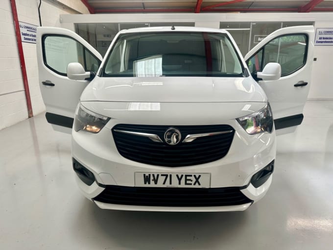 2025 Vauxhall Combo