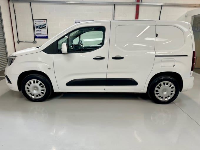 2025 Vauxhall Combo