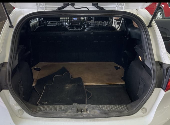 2025 Ford Fiesta Van