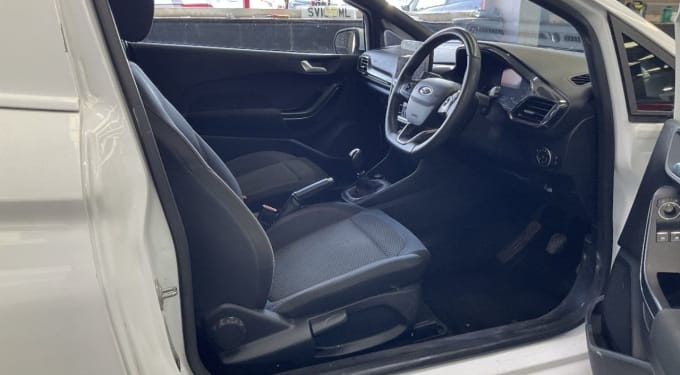 2025 Ford Fiesta Van