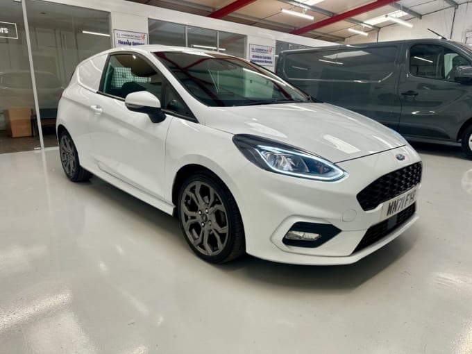2025 Ford Fiesta Van