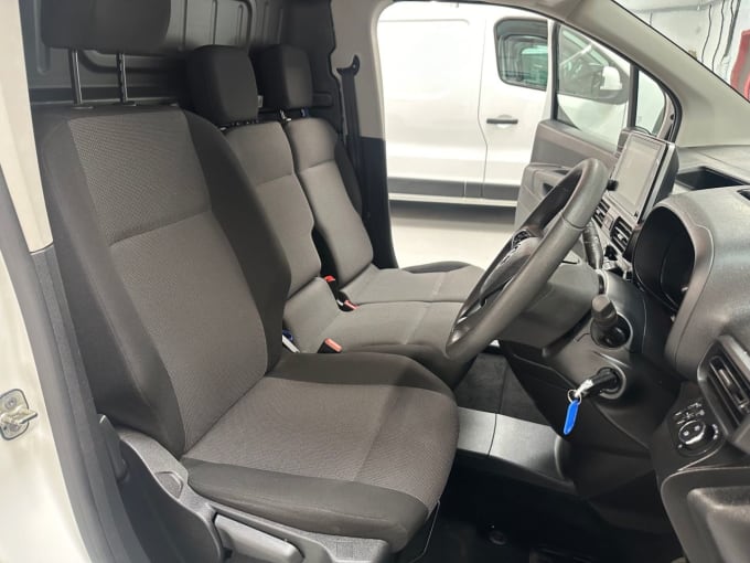 2025 Vauxhall Combo