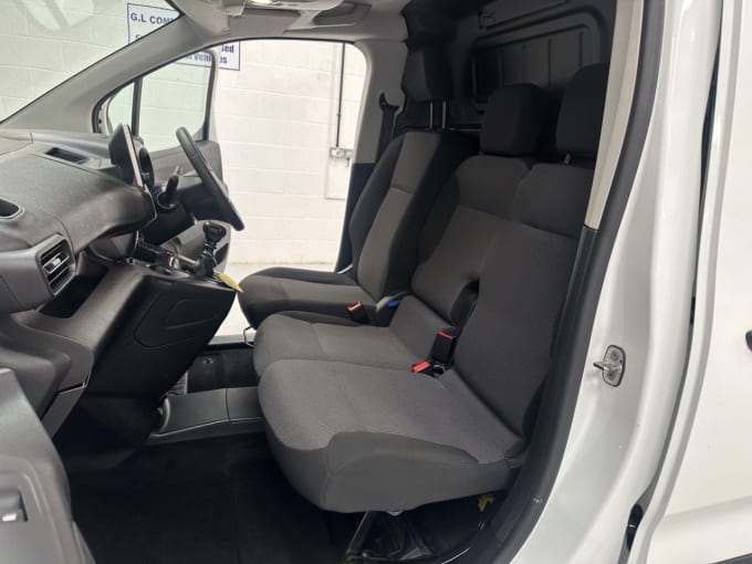 2025 Vauxhall Combo
