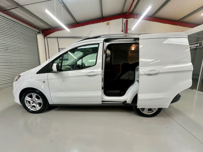 2025 Ford Transit Courier
