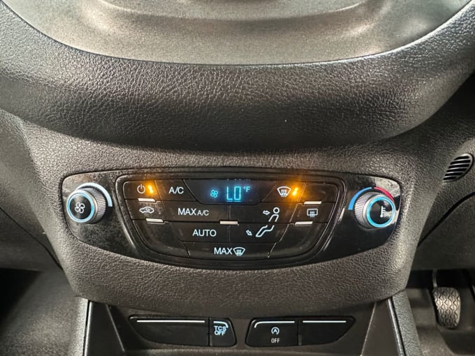 2025 Ford Transit Courier