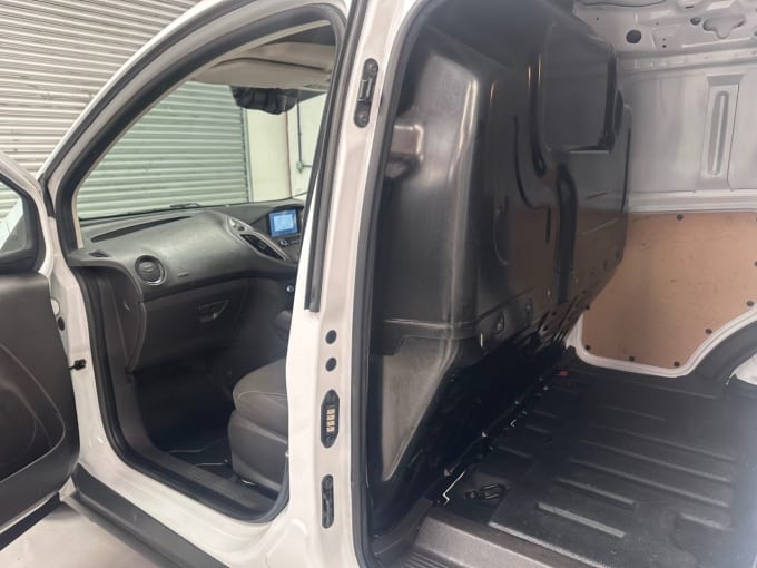 2025 Ford Transit Courier