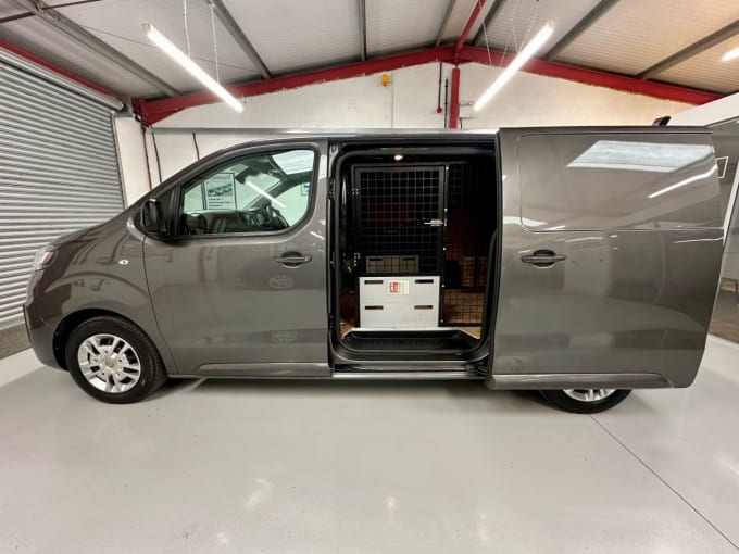 2025 Vauxhall Vivaro