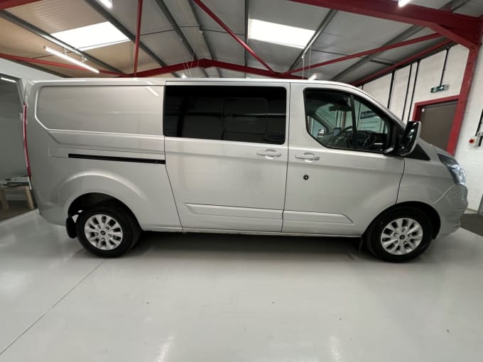 2025 Ford Transit Custom