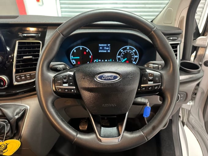 2025 Ford Transit Custom
