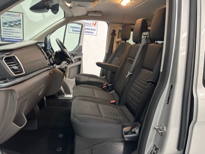 2025 Ford Transit Custom