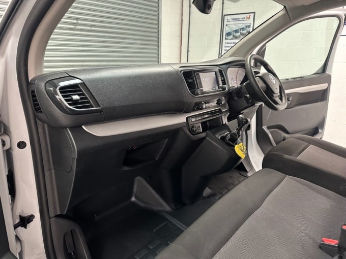 2025 Vauxhall Vivaro