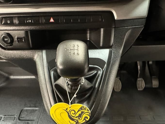 2025 Vauxhall Vivaro