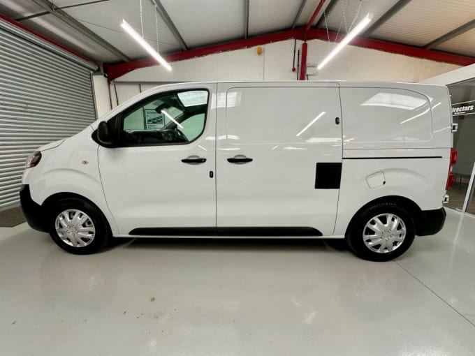 2025 Vauxhall Vivaro