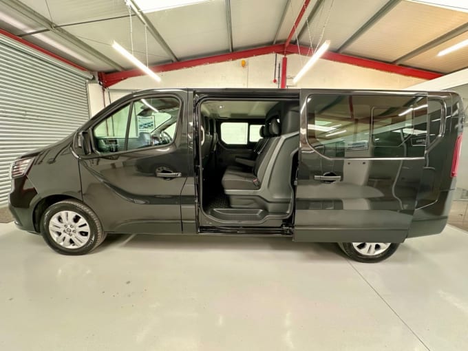 2025 Renault Trafic