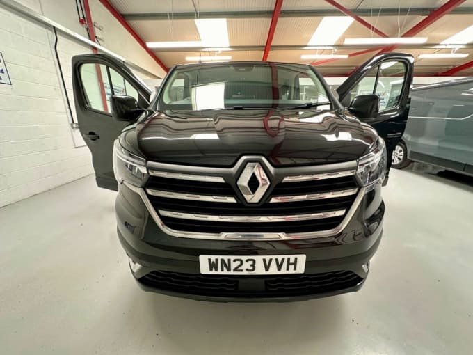 2025 Renault Trafic