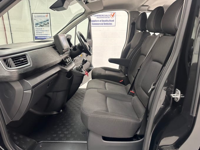 2025 Renault Trafic