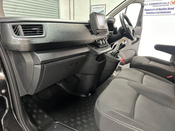 2025 Renault Trafic