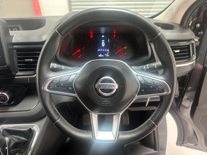 2025 Nissan Primastar