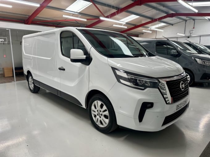 2025 Nissan Primastar