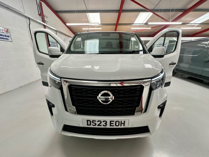 2025 Nissan Primastar