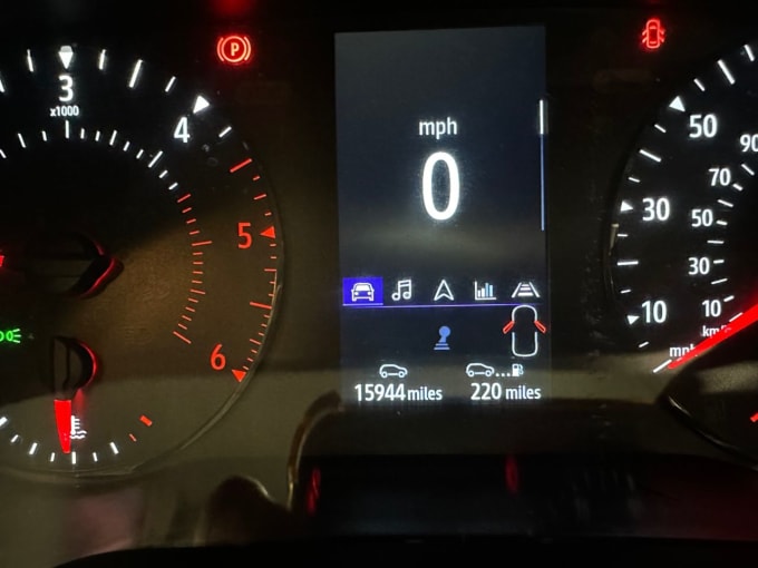 2025 Nissan Primastar