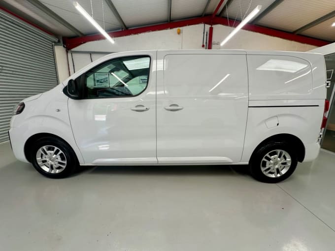 2025 Vauxhall Vivaro
