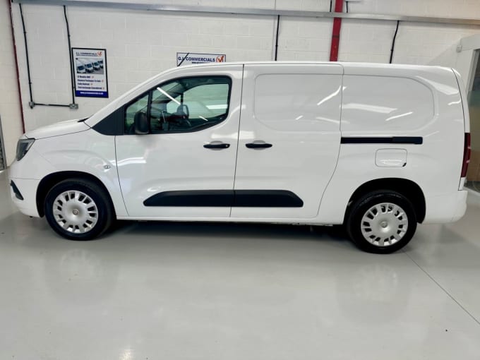 2025 Vauxhall Combo