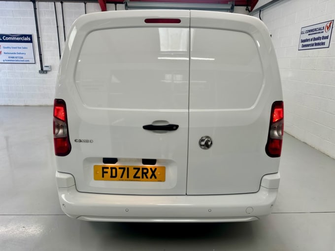 2025 Vauxhall Combo