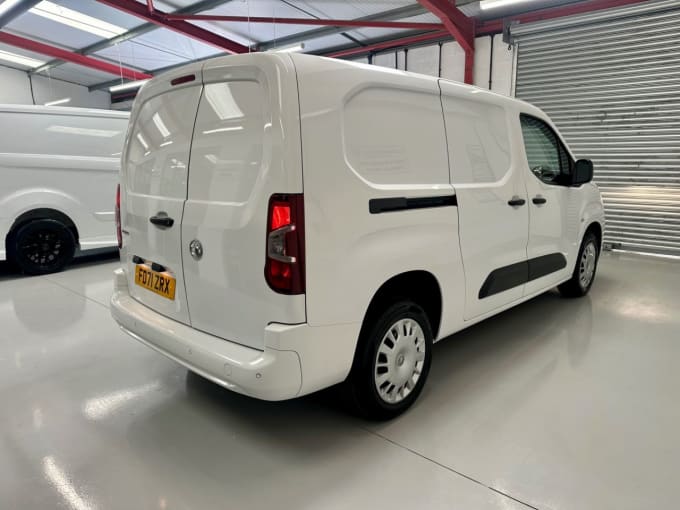 2025 Vauxhall Combo