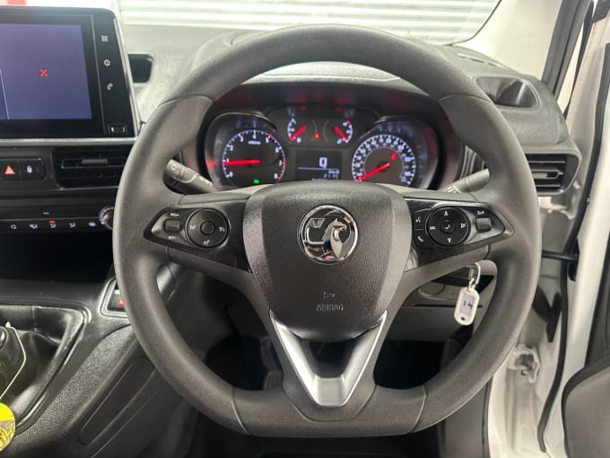 2025 Vauxhall Combo