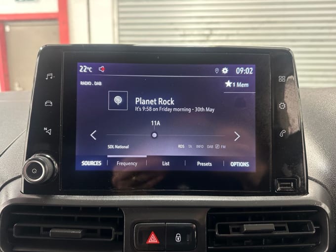 2025 Vauxhall Combo