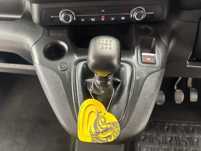 2025 Vauxhall Combo