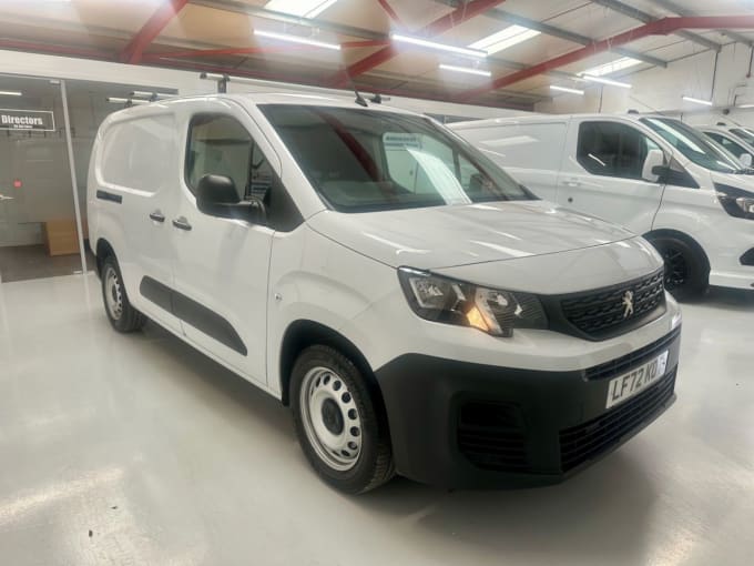 2025 Peugeot Partner