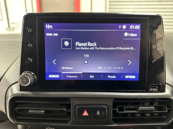 2025 Vauxhall Combo