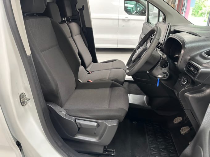 2025 Vauxhall Combo