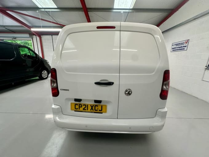 2025 Vauxhall Combo