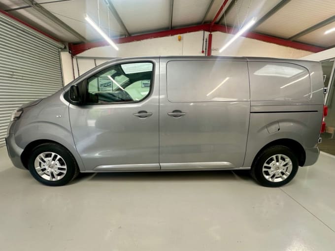 2025 Vauxhall Vivaro