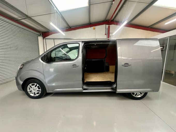 2025 Vauxhall Vivaro