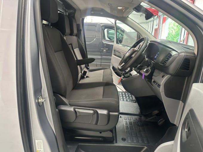 2025 Vauxhall Vivaro