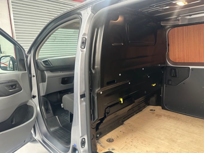 2025 Vauxhall Vivaro