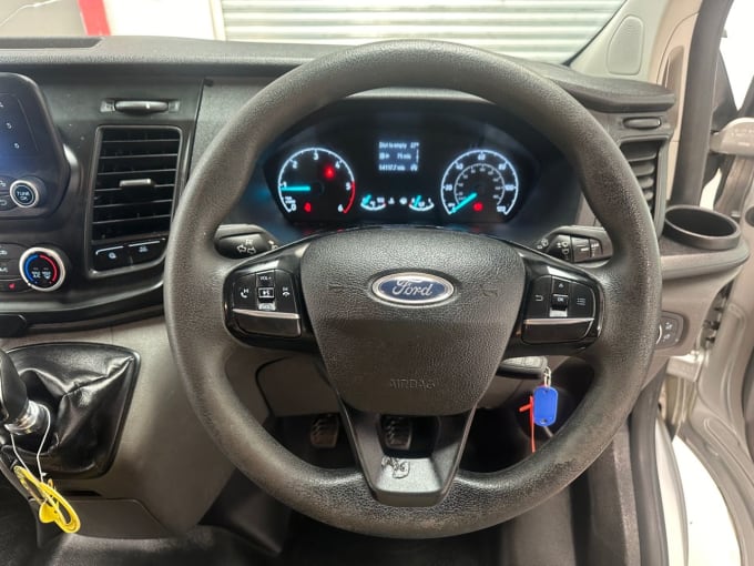 2025 Ford Transit Custom