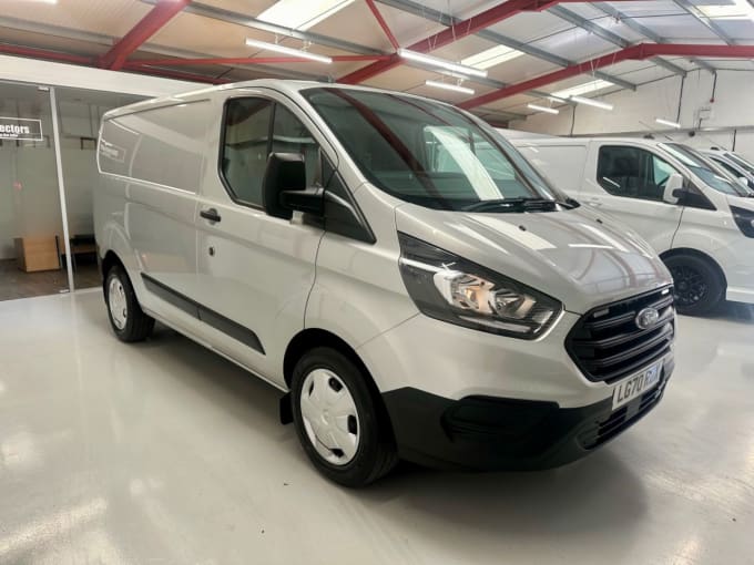 2025 Ford Transit Custom
