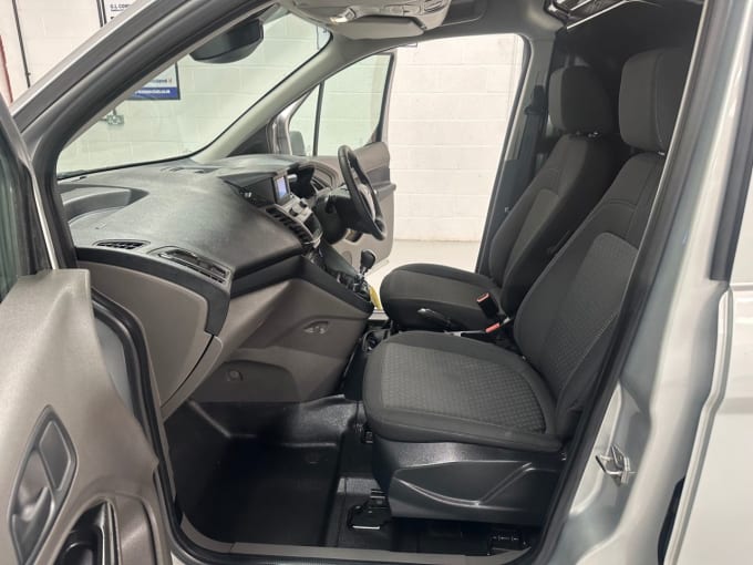 2025 Ford Transit Connect