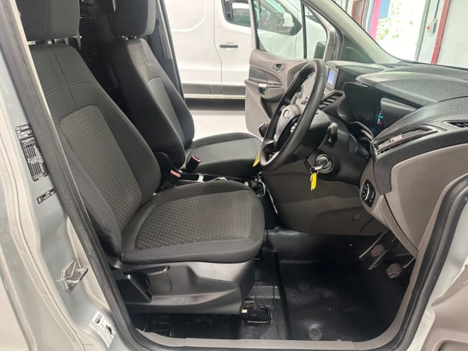 2025 Ford Transit Connect